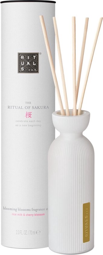 RITUALS The Ritual of Sakura Mini Fragrance Sticks - 70 ml review